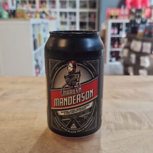 Mad Scientist  Marilyn Manderson - Het Biermeisje